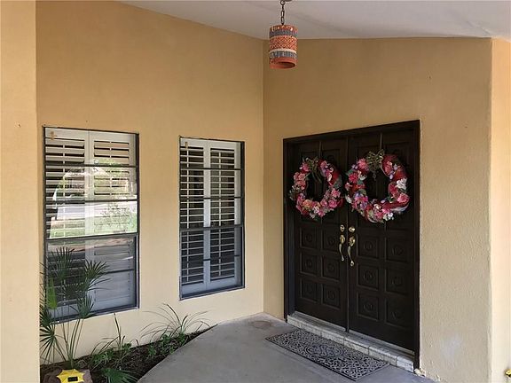 3rd image of 5162 Willow Creek Cir
