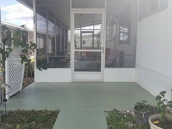 2nd image of 19 Temple Cir