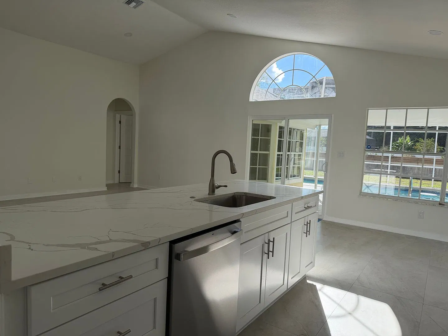 3/2 Pool Home for Rent — Photo 3