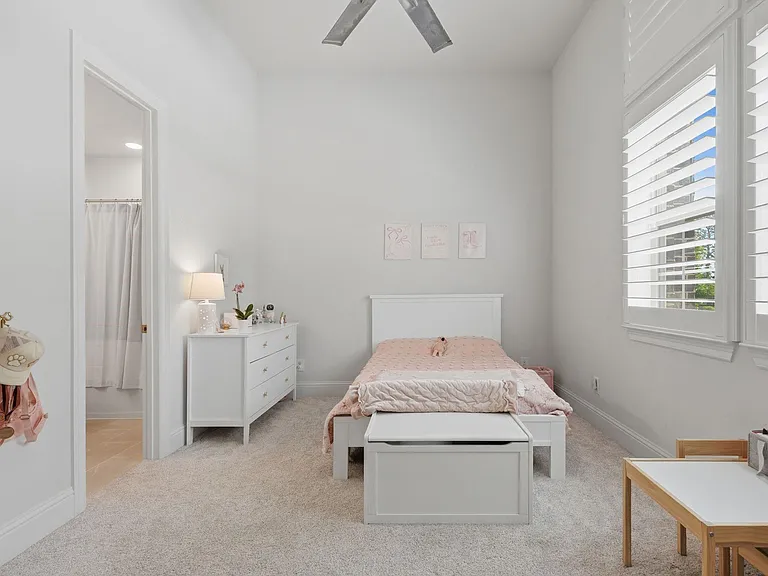 111 N Bimini Twist Cir — Photo 28