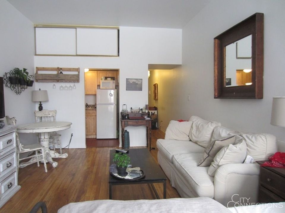 2nd image of 155 E 23rd St APT 505