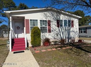75 Pine Ridge Blvd, Manchester Township, NJ 08759