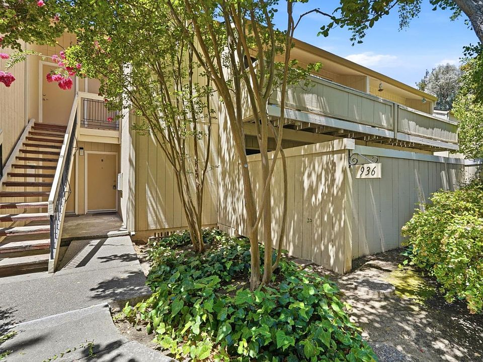 1st image of 936 Kiely Blvd Unit B