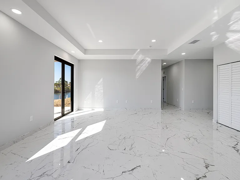 3010 NE 1st Pl — Photo 26