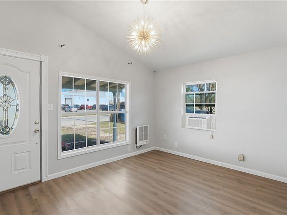 5th image of 1116 Church Hill Dr