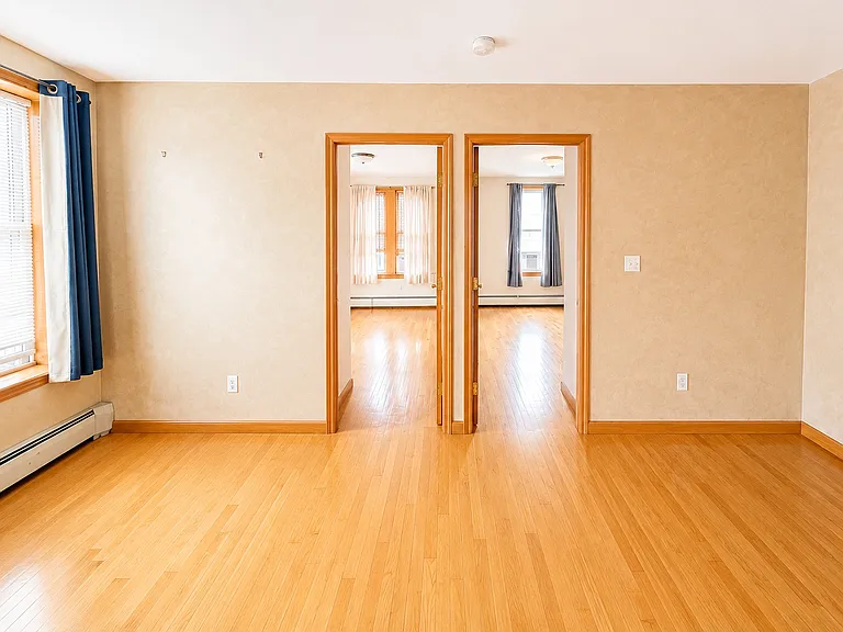 6729 5th Ave #2 — Photo 3
