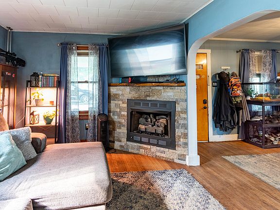 3rd image of 1116 Dorey St