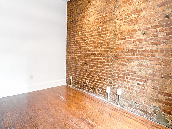 5th image of 11 E 30th St #4A