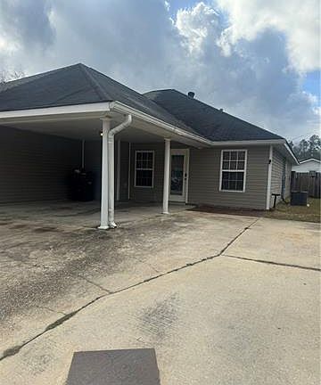 3rd image of 14272 Woodlands Dr #63