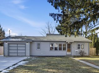 118 N Van Buren St, Stoughton, WI 53589