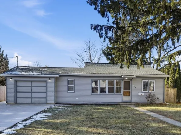 118 North Van Buren Street, Stoughton, WI 53589