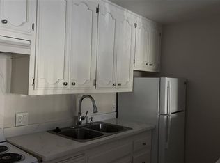 427 W. 4TH AVE., Escondido, CA 92025