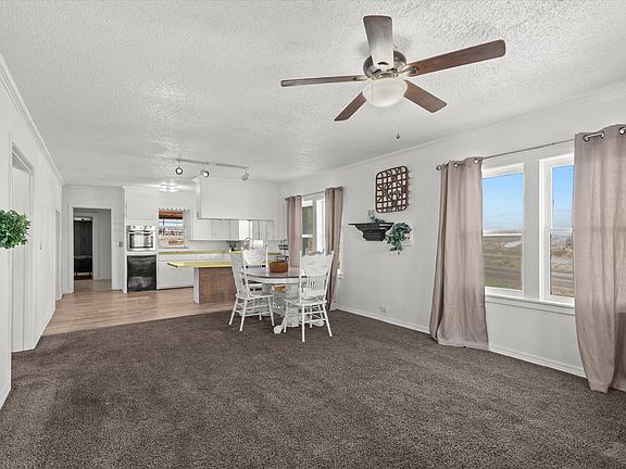5th image of 202 S 14th St
