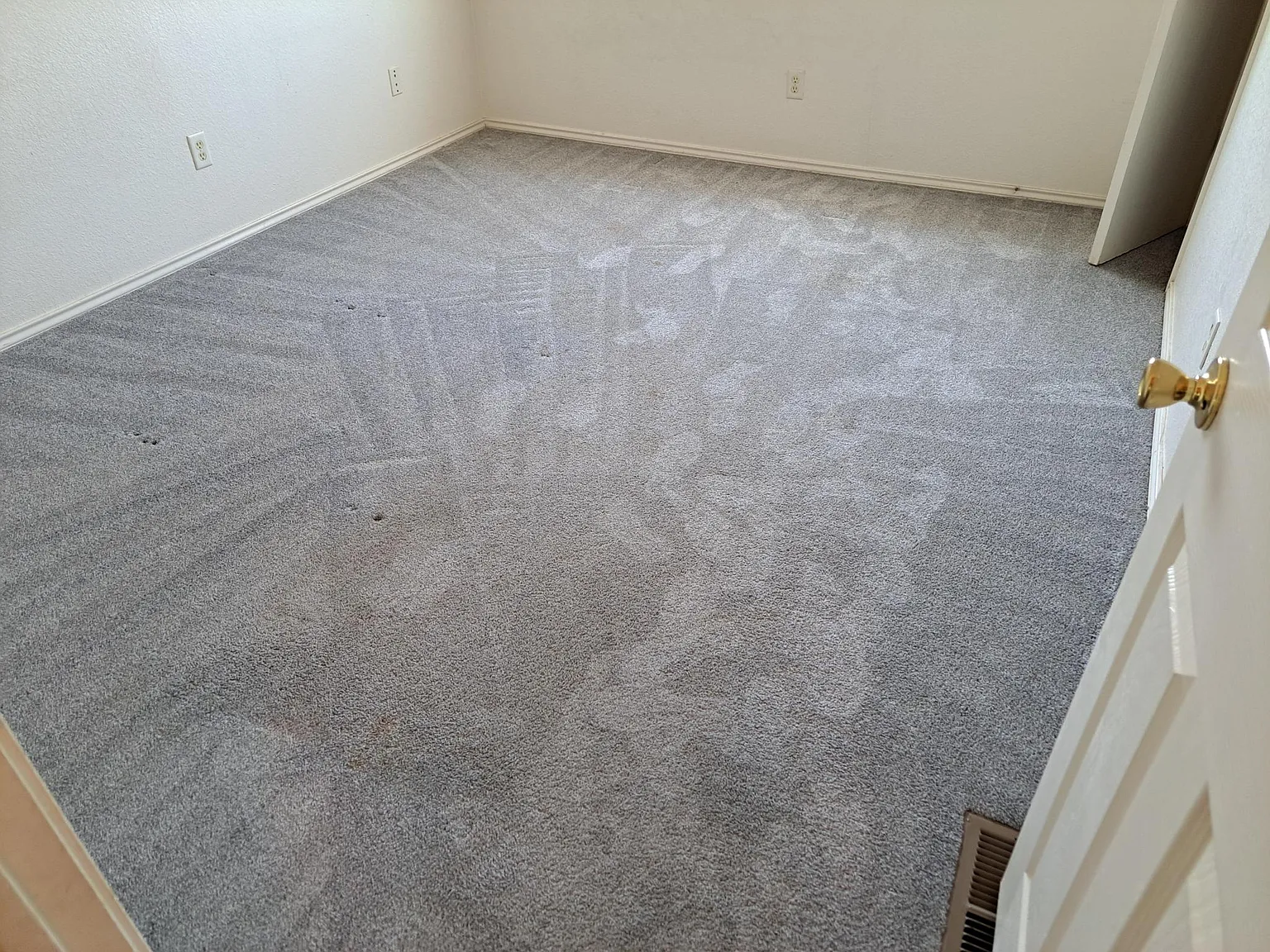 2 bed, 1.5 bath, 950 sqft, $750 — Photo 4