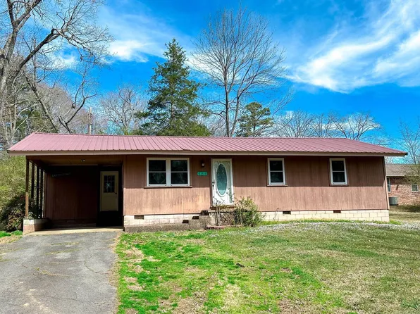 464 3rd St, Clinton, AR 72031