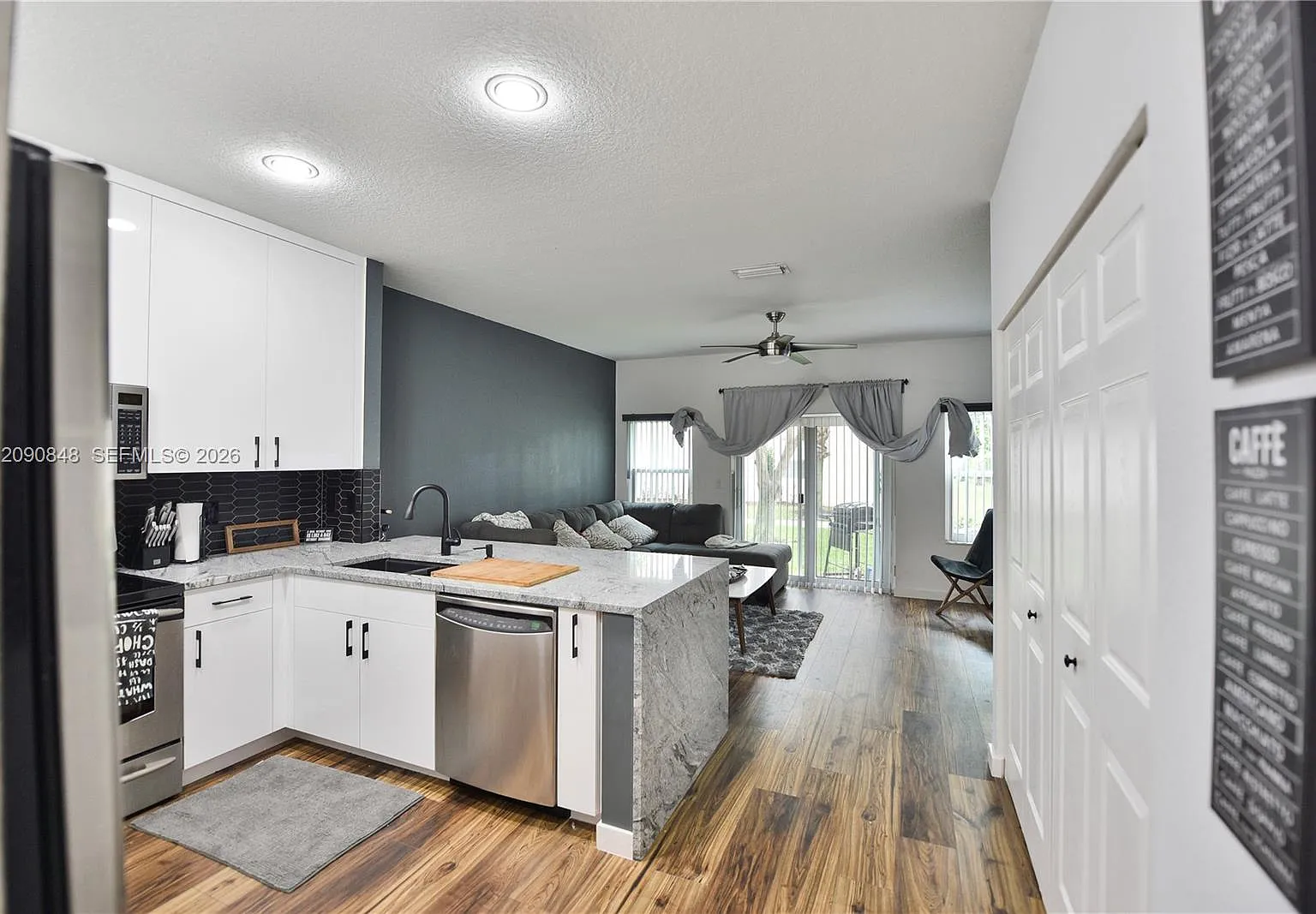 Carriage Homes At Bentley — Photo 3