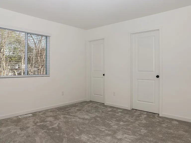 8130 Crestbrook Ct — Photo 28