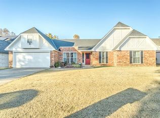14016 Apache Dr, Edmond, OK 73013