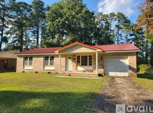 7628 Southgate Rd, Fayetteville, NC 28314