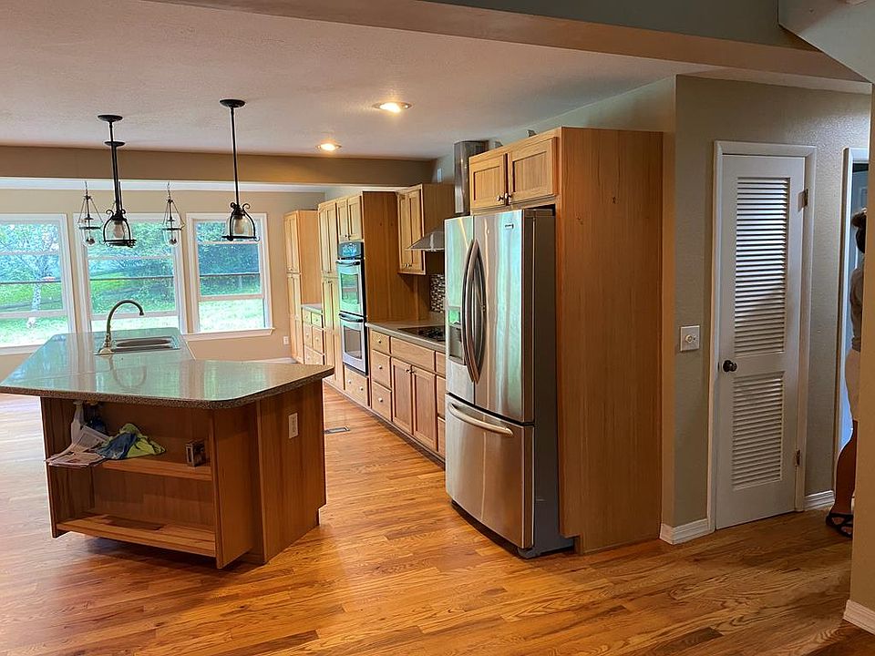 1st image of 82 Rocky Ln