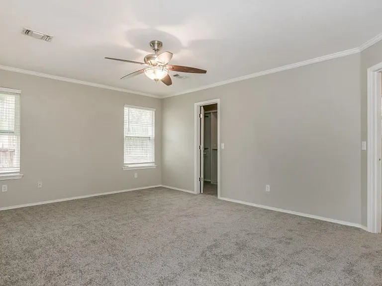 8 Windy Meadow Ln — Photo 7