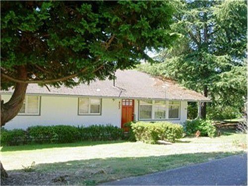 1st image of 403 10th Ave