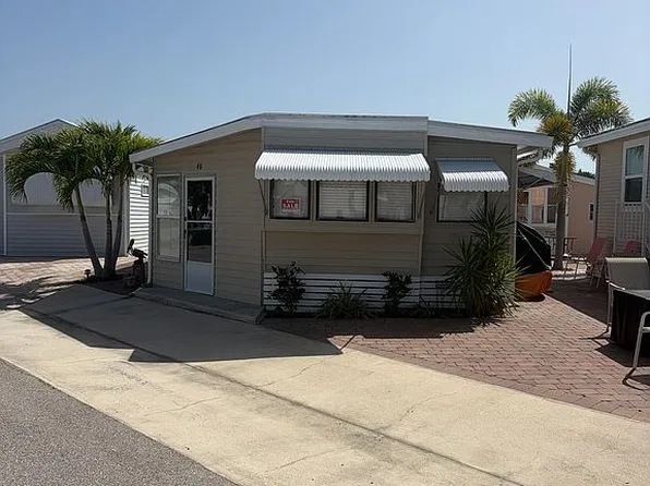48 Limetree Park Dr, Bonita Springs, FL 34135