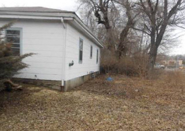 2nd image of 4105 Ralph Ave