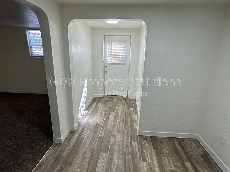 3209 Burton Ave SE #3219-1/2 — Photo 9