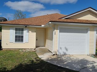 884 Candleknoll Ln, Jacksonville, FL 32225