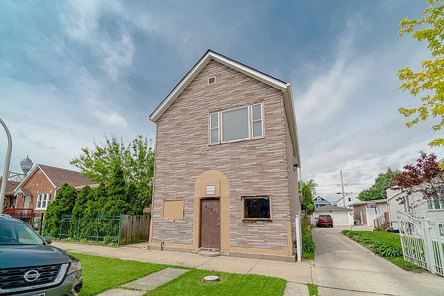 1st image of 4104 S Campbell Ave