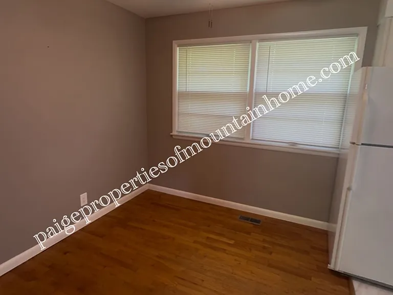 425 Ashington Dr — Photo 24