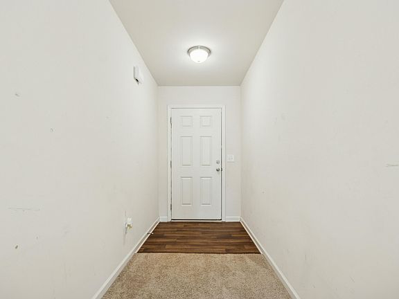 4th image of 171 Balsam Dr