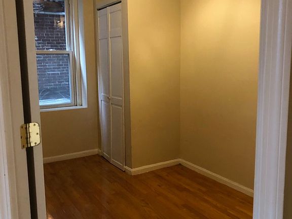 4th image of 22 Fleet St APT 4