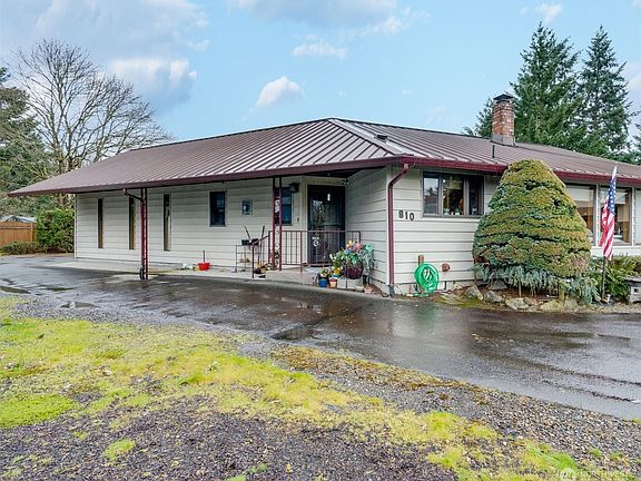 2nd image of 810 SE 122nd Court