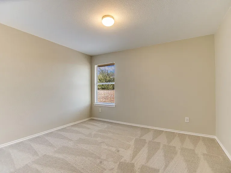 3303 Barksdale Dr — Photo 17