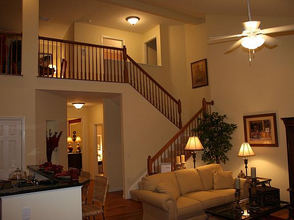 Second story loft with bedroom and bath