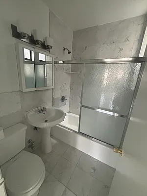 Rented by REAL New York | media 4