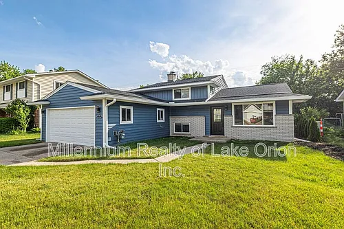 676 Sheffield Rd Photo 1