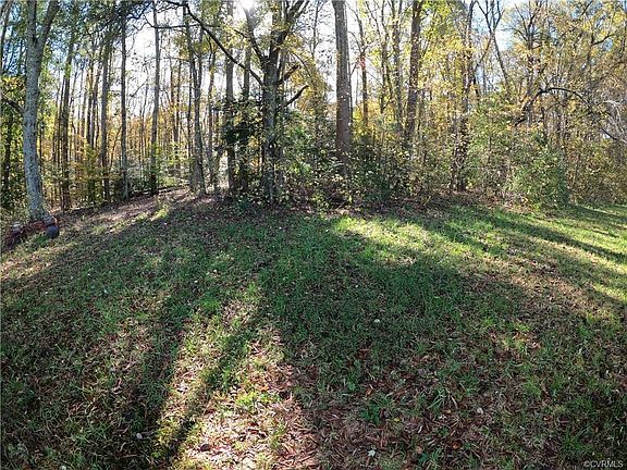 4th image of 16054 Woodlong Ln