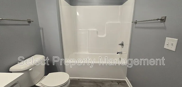 7083 Homestead Rd — Photo 17