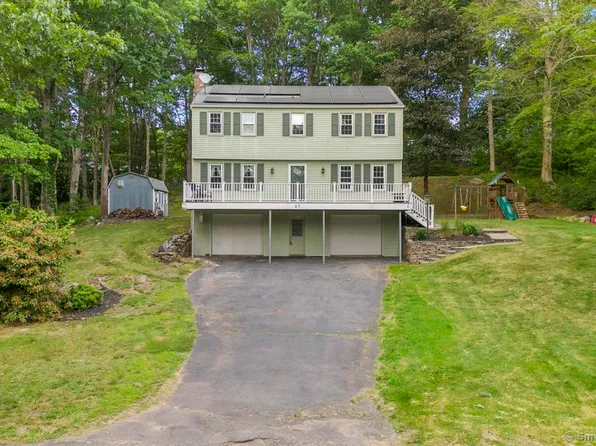 27 Grace Lane, Portland, CT 06480