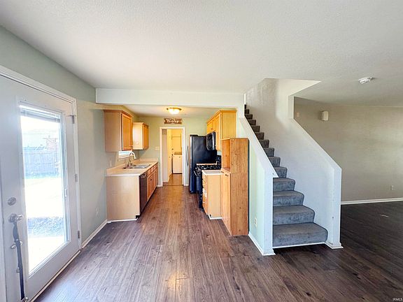 4th image of 3021 Peebleshire Ln