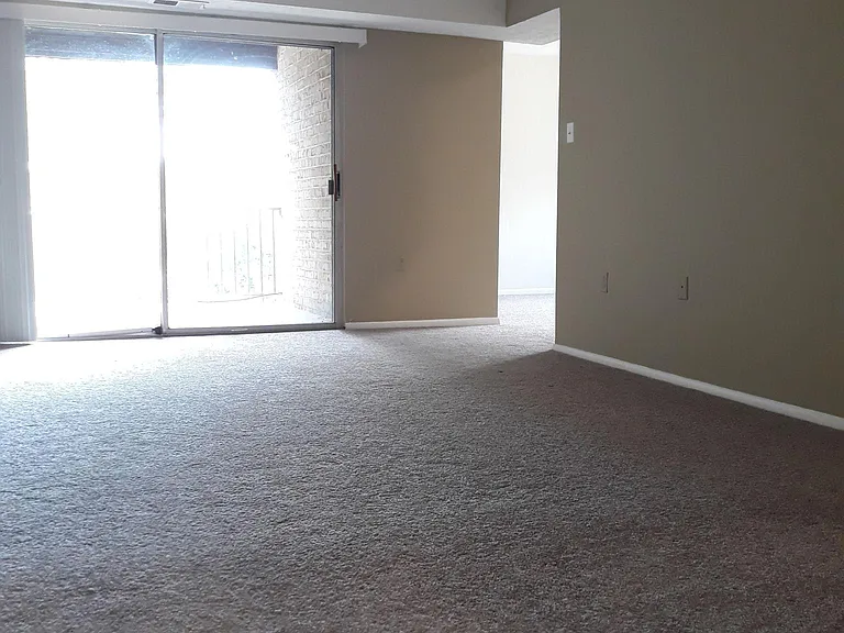 7722 Hanover Pkwy #176 — Photo 5