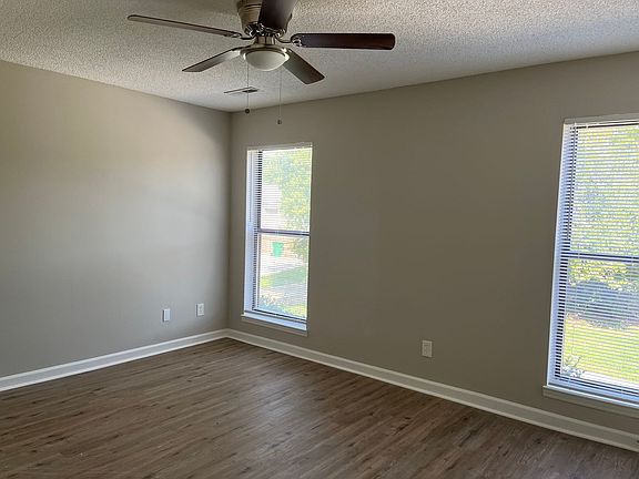 5th image of 2602 Wynterhall Rd APT A