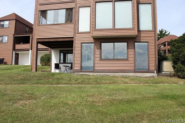 1st image of 350 N Water St #3