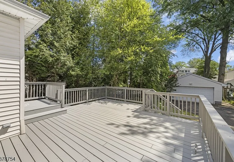34 Parkview Dr — Photo 13