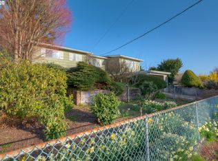 1864 4th St, Astoria, OR 97103