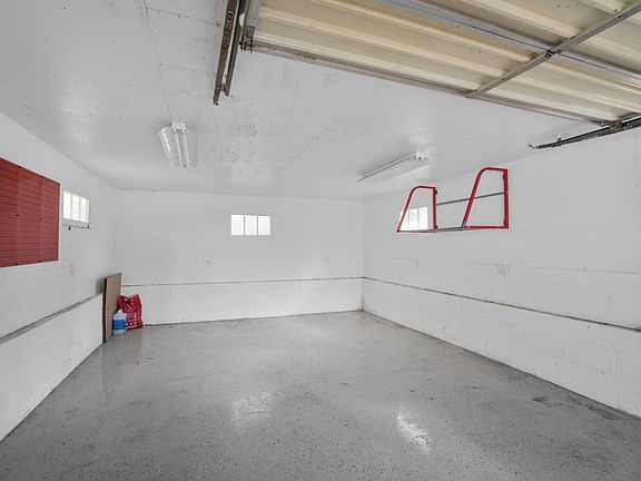5th image of 252 N Harrison Blvd