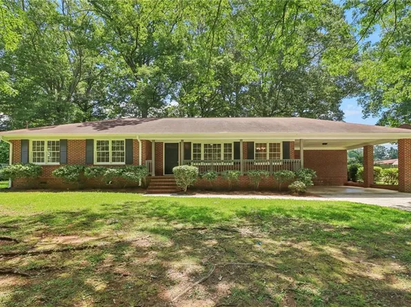 726 Sherwood Dr, Griffin, GA 30224